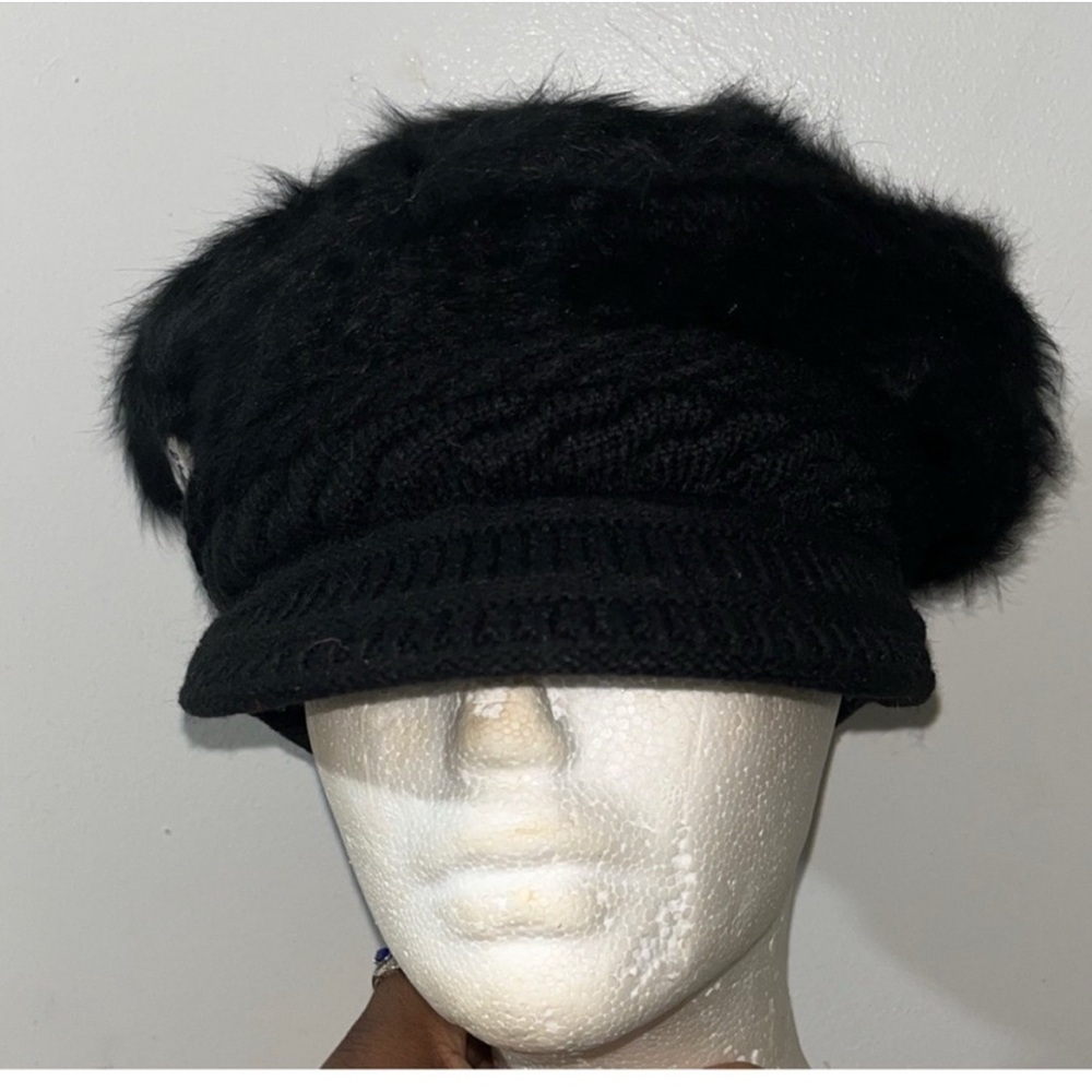 UGG Women's  black Knit Fur Hat - Picture 2 of 3
